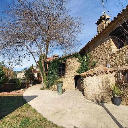 Masia With Pool And Beautiful Views Near Сasa de vacaciones Gerona